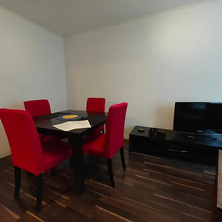 Apartment Livingroom And One Bedroom In Trendy Kallio Area *